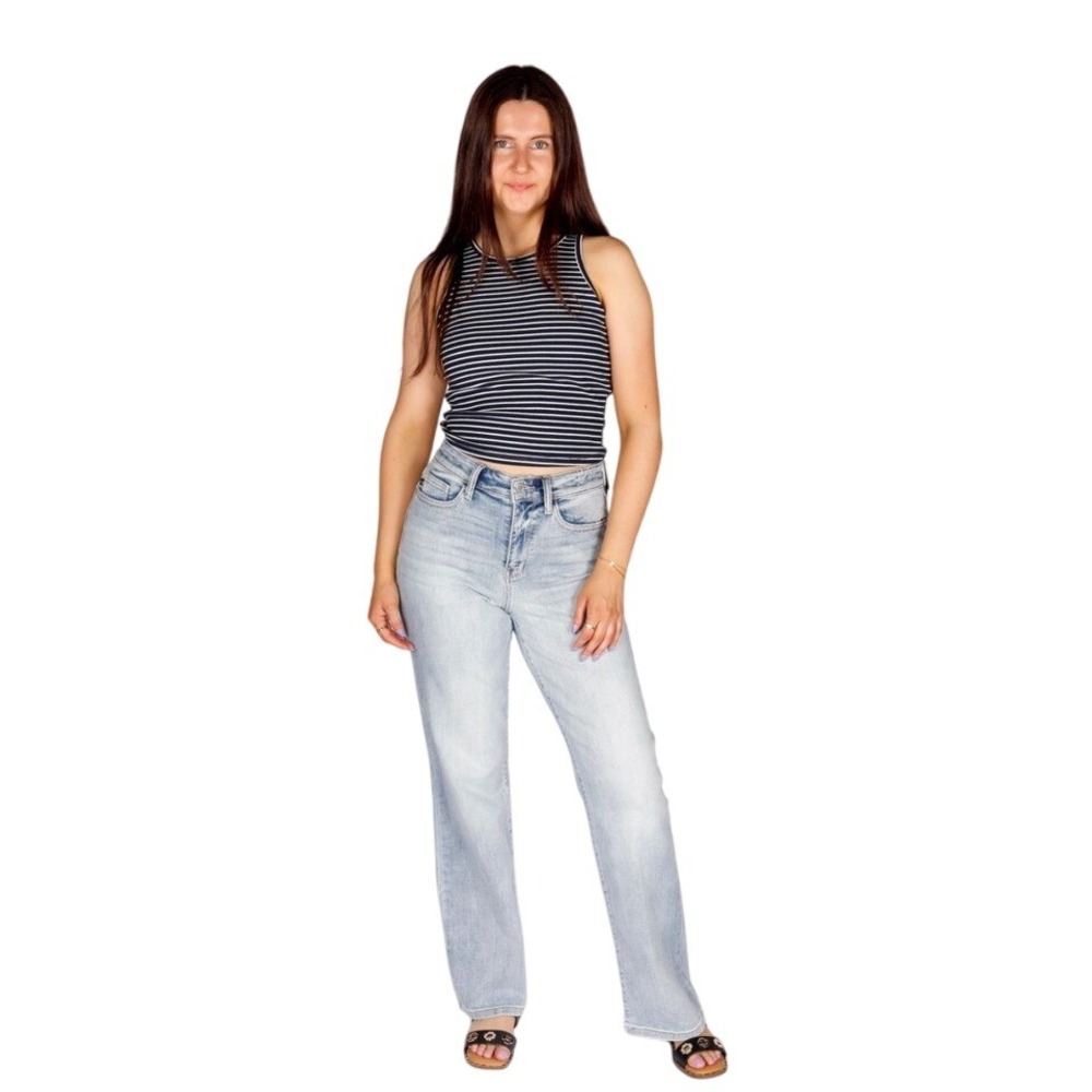 Judy Blue‎ Straight Leg Jeans Women's Size 3 26 Light Wash Frayed Hem